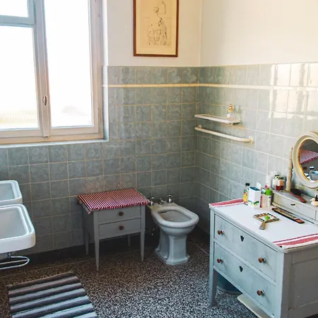Dei Muralti - - *