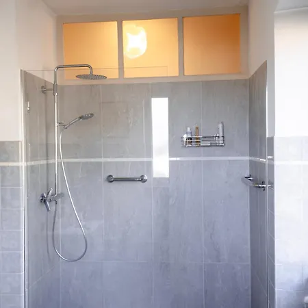 Dei Muralti - - Accommodatie bij particulieren Muralto